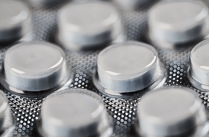 تحقیقات نشون داده که استامینوفن ممکنه یه اثر جانبی عجیب داشته باشه: افزایش رفتارهای پرخطر. تحقیقات نشون داده که استامینوفن ممکنه یه اثر جانبی عجیب داشته باشه: افزایش رفتارهای پرخطر.